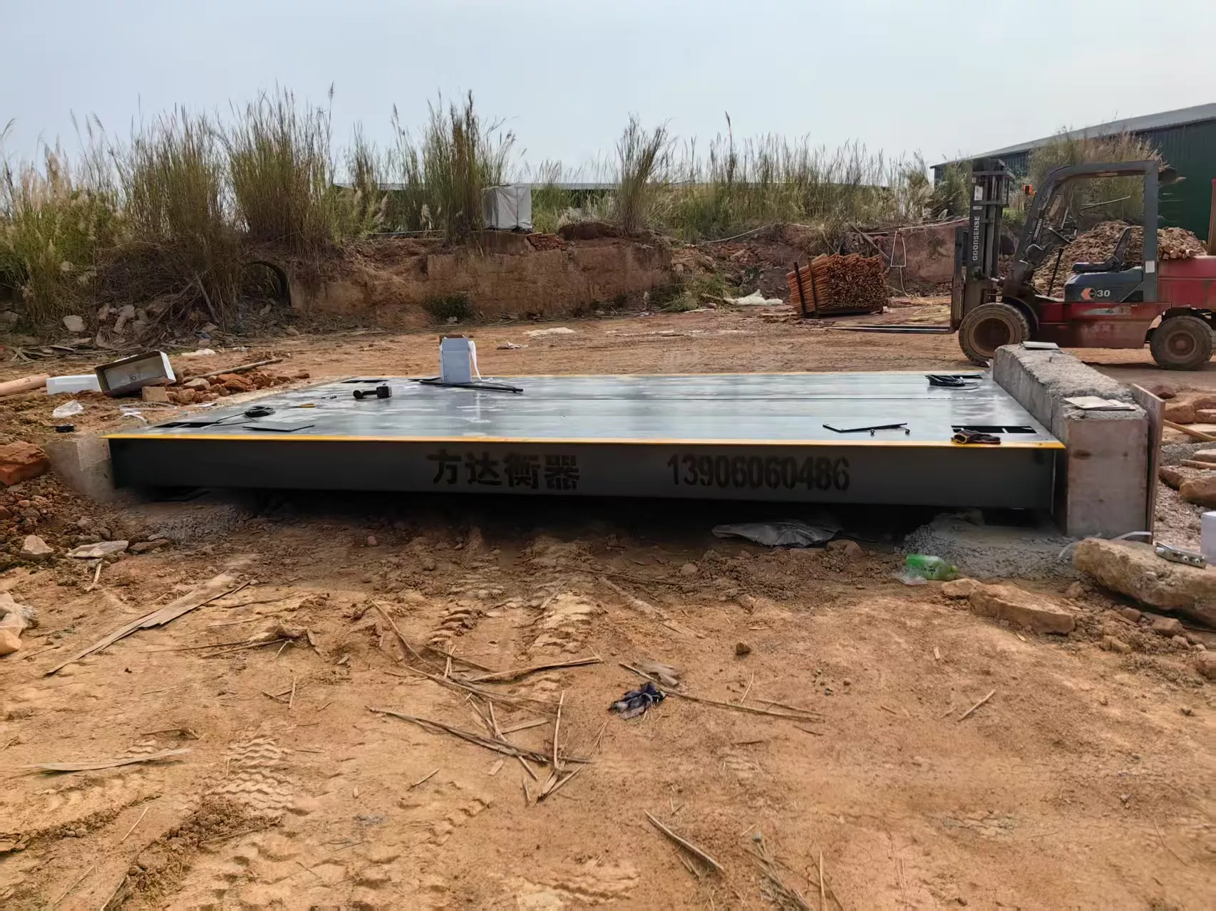 3*6 meters, 30 tons-Installation of weighbridge in food processing factory